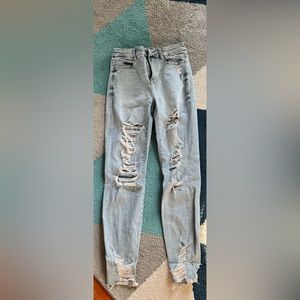 American Eagle Light Wash Jeans